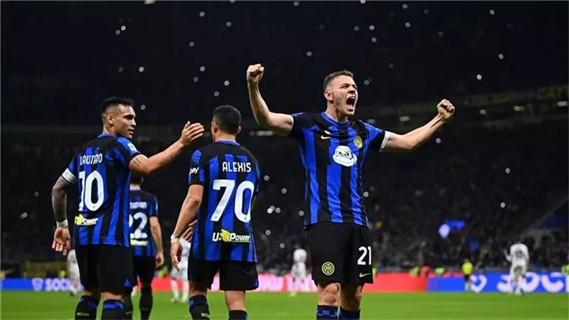 موعد مباراة إنتر ميلان ضد لاتسيو في الدوري الإيطالي والقنوات الناقلة