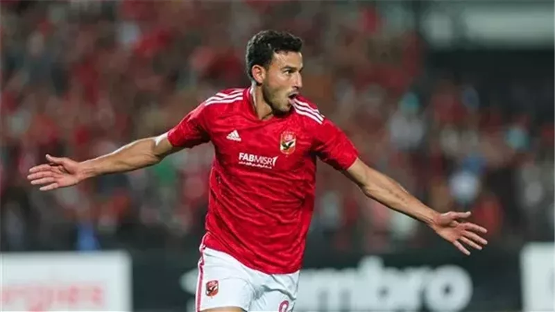 رسميًا.. الأهلي يعلن ضم حمدي فتحي قبل كأس العالم للأندية 2025