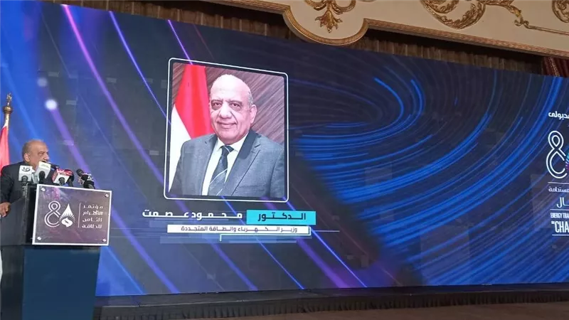 وزير الكهرباء: تعظيم مشاركة الطاقة المتجددة لتصل إلى 42 % عام 2030