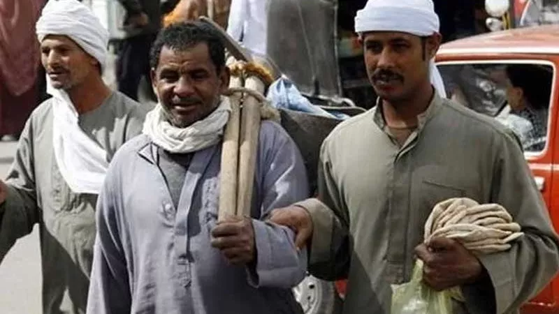 كيفية التقديم لمنحة العمالة غير المنتظمة في مصر .. الشروط والأوراق المطلوبة