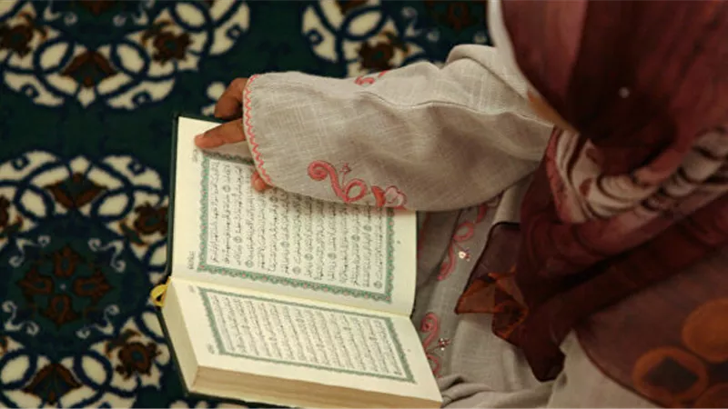 ختم القرآن في شهر رمضان 2025.. آجر مضاعف وفضل عظيم