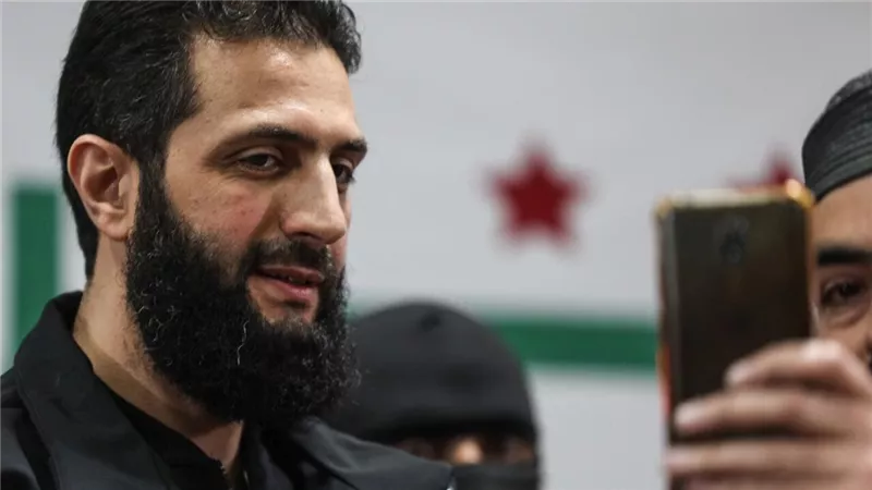 الجولاني يكشف رأيه عن المرأة: أنا مؤمن بتعليم النساء 