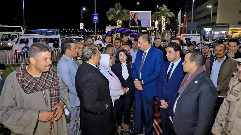 محافظ سوهاج يفتتح ميدان جمال عبد الناصر بعد انتهاء أعمال التطوير والتجميل