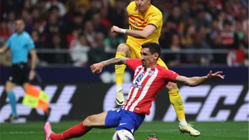 غيابات مؤثرة عن قمة برشلونة وأتلتيكو مدريد المرتقبة في الدوري الإسباني 