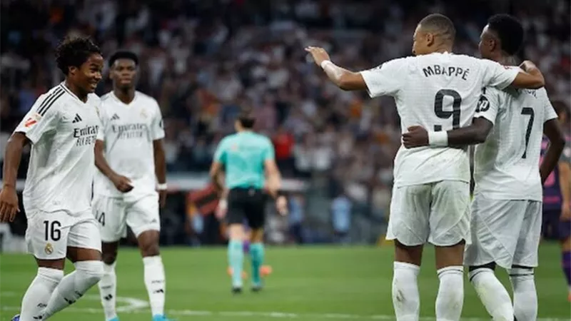 مبابي يقود الهجوم.. تشكيل ريال مدريد لمواجهة إشبيلية في الدوري الإسباني
