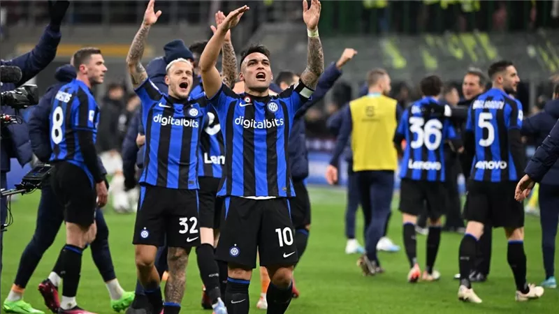 موعد مباراة انتر ميلان وكومو في الدوري الإيطالي الليلة 