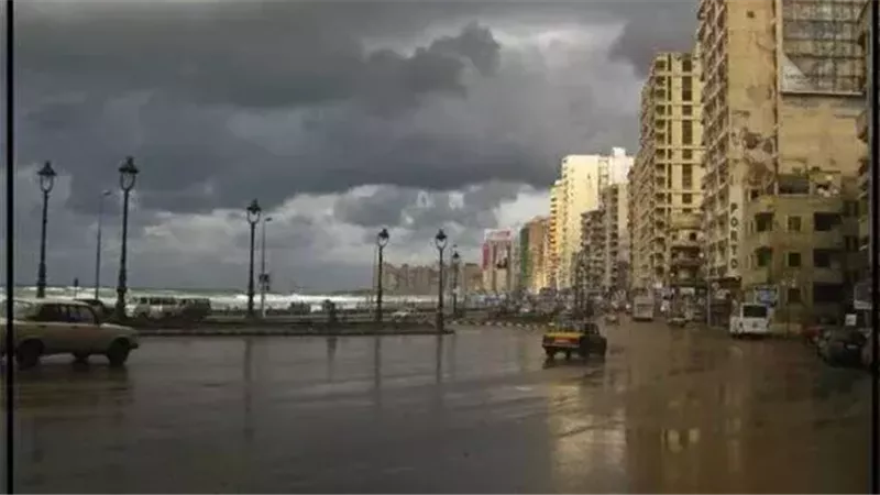 حالة الطقس غدًا في الإسكندرية.. أمطار خفيفة واضطراب في الملاحة البحرية