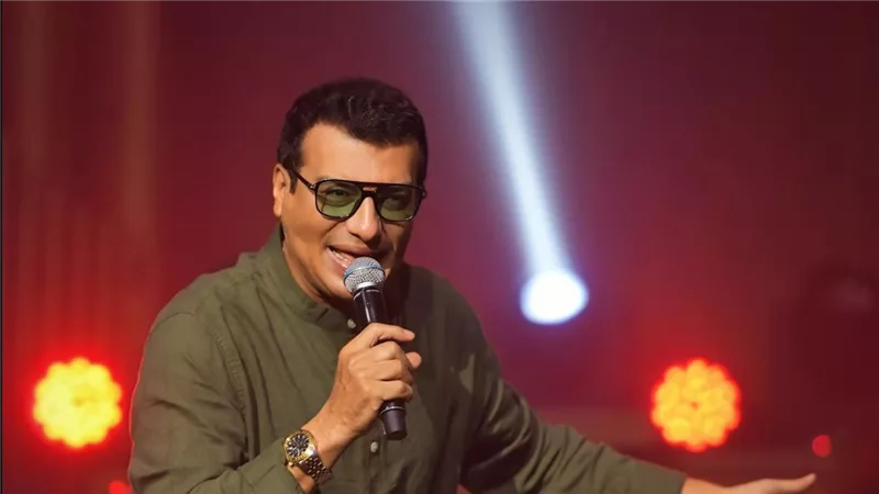 إيهاب توفيق يعود بألبوم «عودتك».. مزيج بين الحنين والتجديد
