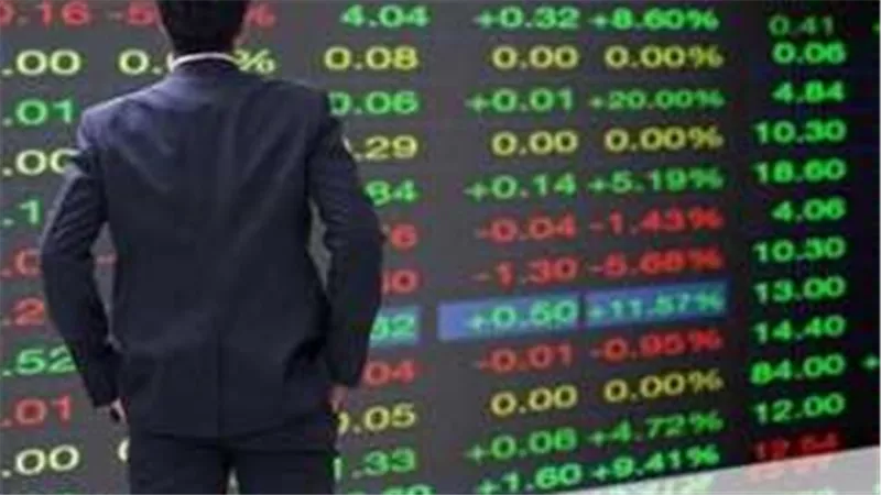 كيفية حماية الأموال من التضخم.. الاستثمار في البورصة والذهب كأدوات فعالة