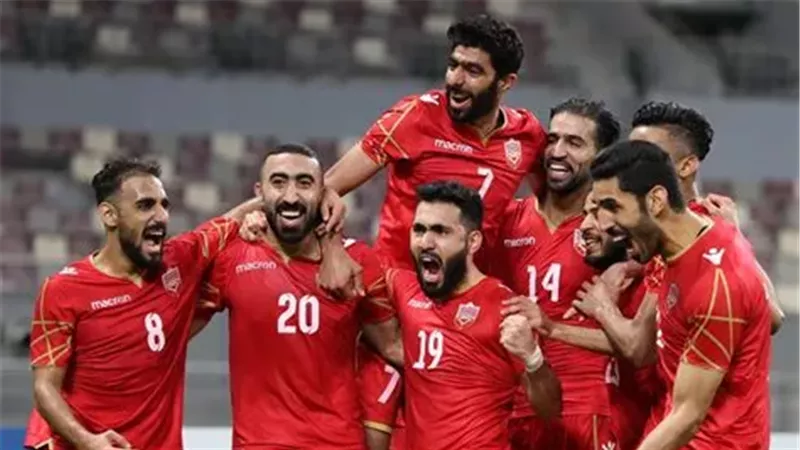 خليجي 26.. منتخب البحرين يواصل انتصاراته بثنائية نارية أمام العراق