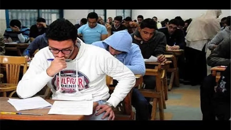 ما هي ضوابط توزيع مظاريف أسئلة امتحانات الشهادة الإعدادية 2025