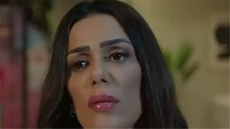 آخرهم إيمان أيوب.. نجمات الفن في مرمي نيران الجمهور بسبب عمليات التجميل