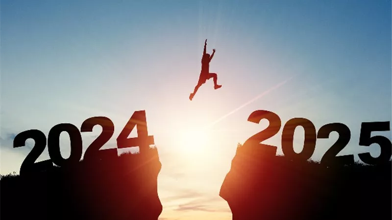 الاجازات الرسمية 2025 في مصر.. خطط لعطلتك المثالية من الآن