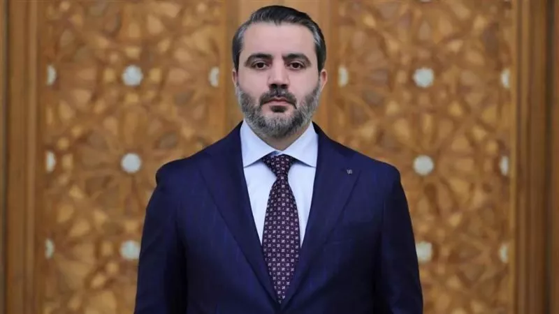 ما الهدف من تصريحات وزير الخارجية السوري الجديد عن مصر؟