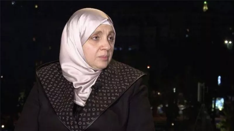 المرأة الوحيدة في الحكومة السورية الجديدة: لن أسمح بالإختلاف معي 