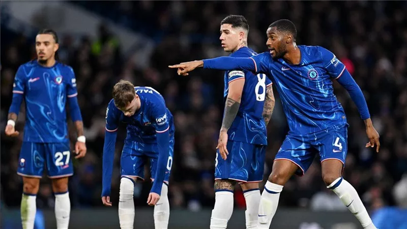 ترتيب الدوري الإنجليزي قبل مباريات اليوم.. تشيلسي يستهدف فوز جديد لملاحقة ليفربول