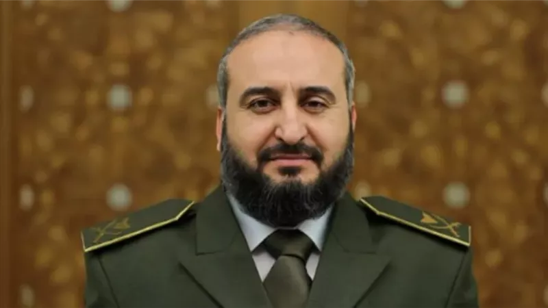معلومات عن مرهف أبو قصرة وزير دفاع سوريا ودوره في سقوط نظام الأسد