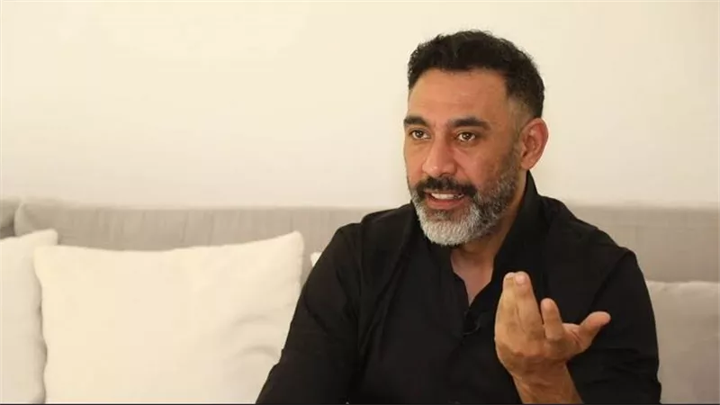 عمرو مصطفى.. 45 عامًا من الإبداع والتميز بين التلحين والغناء