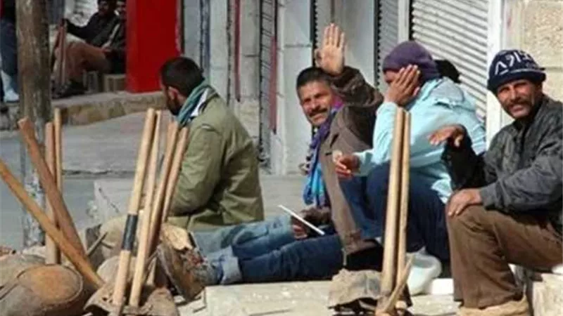 موعد صرف منحة العمالة غير المنتظمة 2025.. تفاصيل