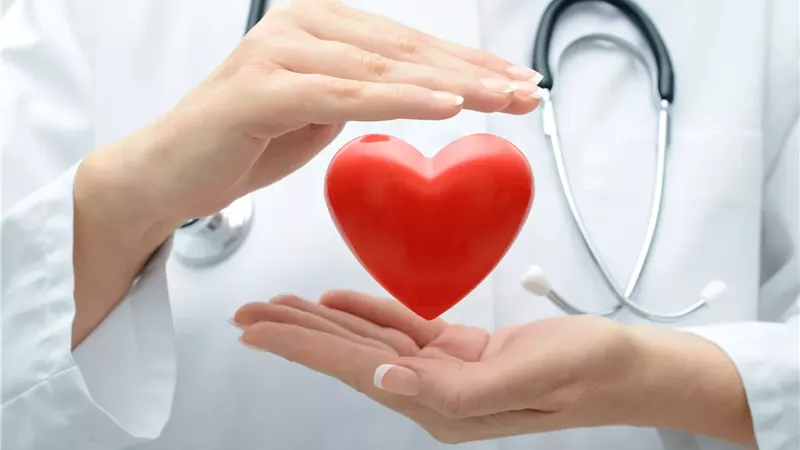 أسباب الإصابة بأمراض القلب وطرق الوقاية الفعّالة للحفاظ على صحة القلب