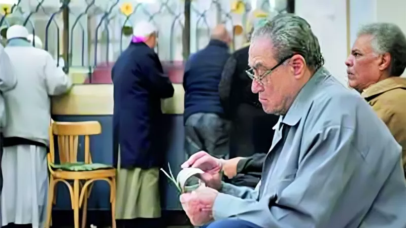 طريقة صرف المعاش عبر محفظة الهاتف.. توجه لأقرب فرع