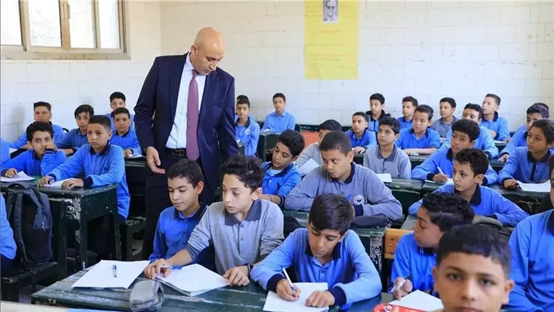 زيادة مدة إجازة نصف العام الدراسي 2025 لـ 3 أسابيع.. اعرف الحقيقة