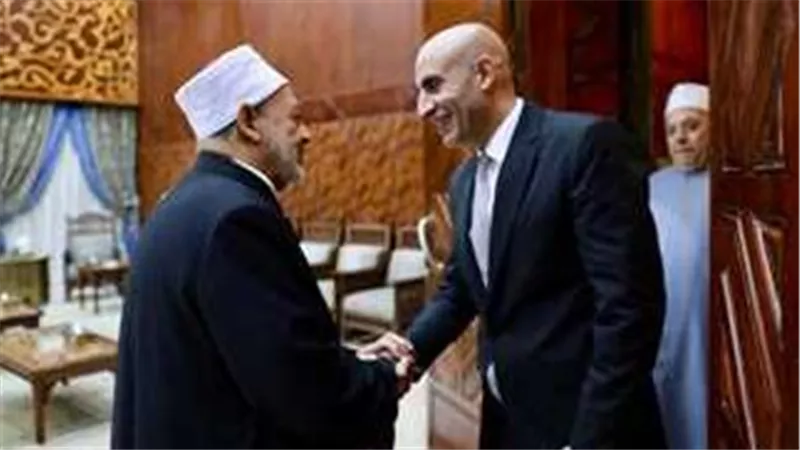 شيخ الأزهر ووزير التعليم يناقشان تعزيز تدريس اللغة العربية والتربية الدينية