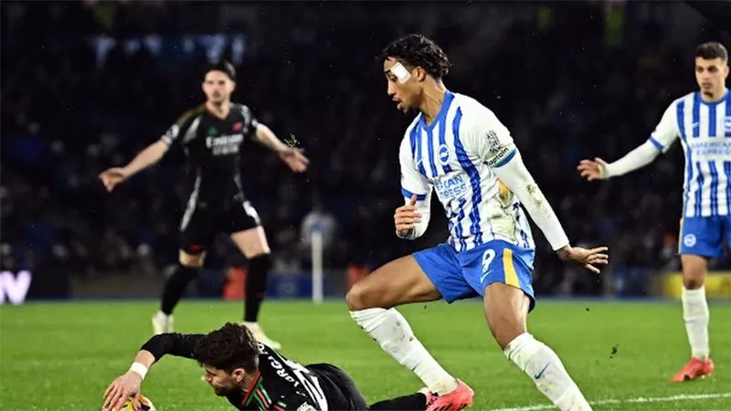 الدوري الإنجليزي.. برايتون يفرض التعادل على أرسنال في الجولة 20