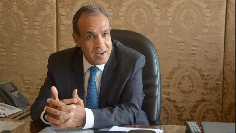 وزير الخارجية يغادر إلى سلطنة عمان بجدول أعمال حافل 