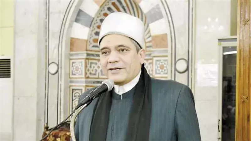 الإفتاء توضح حكم الاستماع إلى المنجمين وقراءة الأبراج