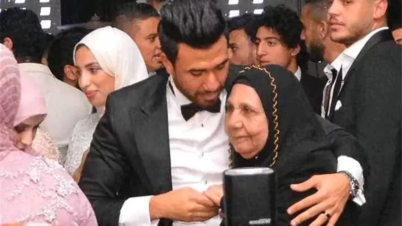 عاجل.. وفاة والدة محمود حسن تريزيجيه نجم منتخب مصر 