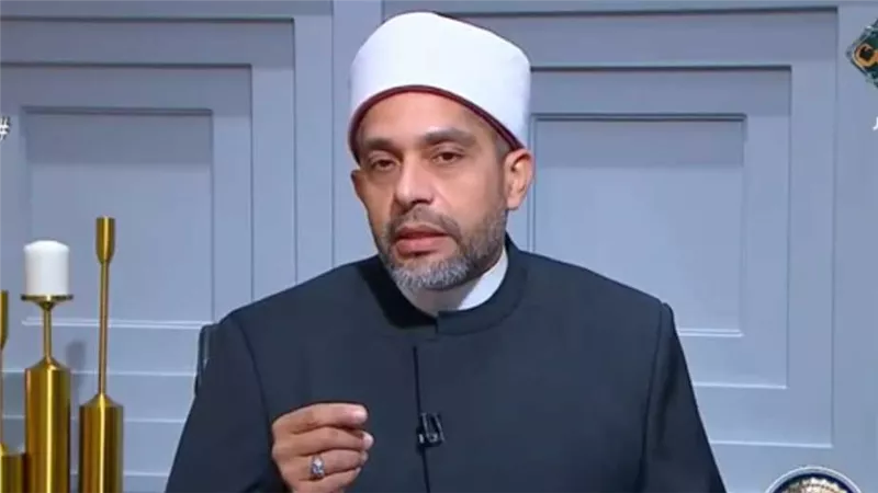 هل يجوز قراءة القرآن بدون وضوء؟ أمين الفتوى بدار الإفتاء المصرية يوضح