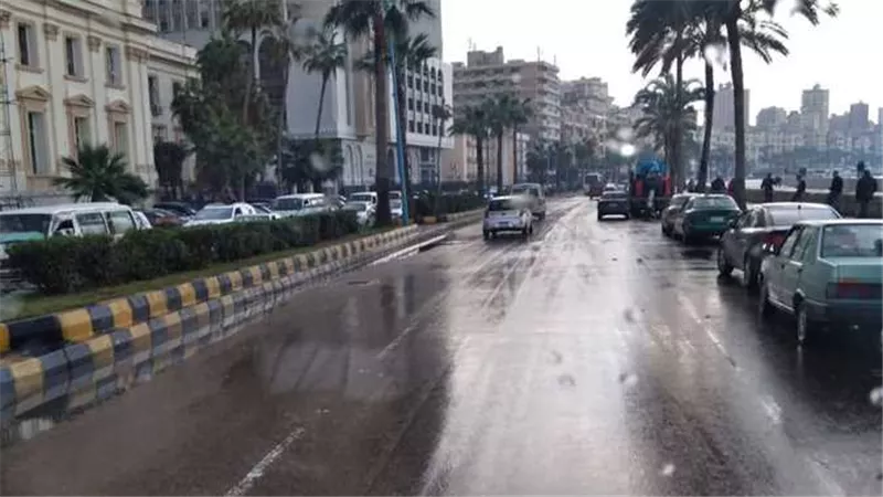 حالة الطقس غداً الخميس.. انخفاض في درجات الحرارة وأمطار بهذه المناطق