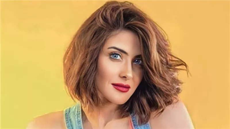 هيدي كرم بين مشوار فني شاق وتصريحات شخصية مثيرة.. تفاصيل