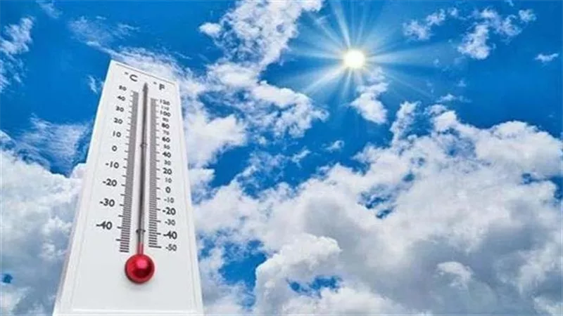 حالة الطقس اليوم.. شبورة مائية وأمطار متفرقة ومعتدل نهارًا وشديد البرودة ليلًا 