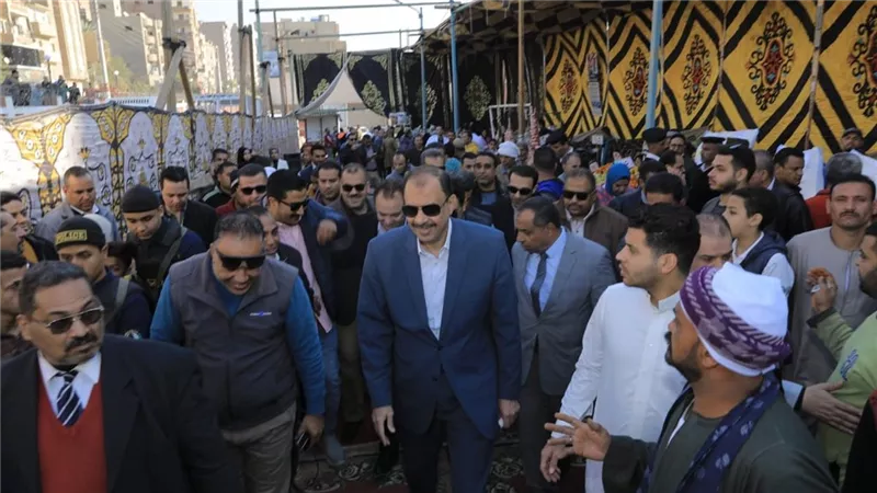 محافظ سوهاج يفتتح سوق اليوم الواحد بمدينة طما لتوفير السلع بأسعار مخفضة