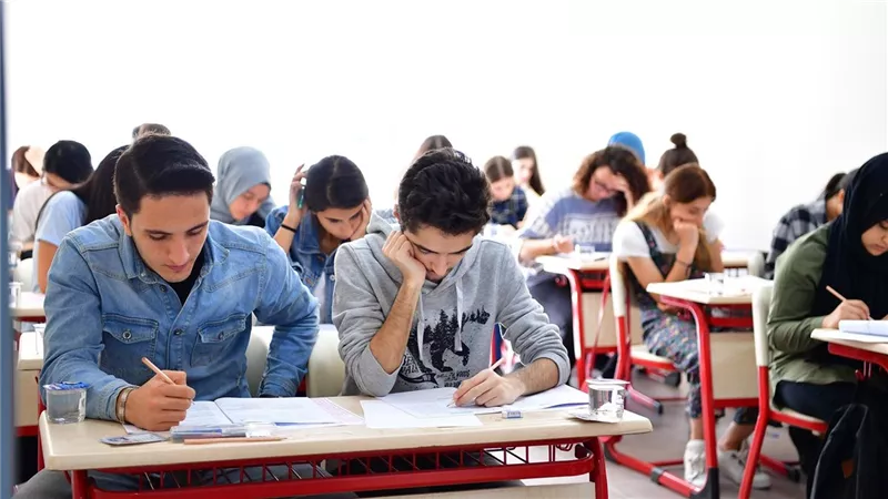 جدول امتحانات الصف الثالث الاعدادي 2025 الترم الأول 