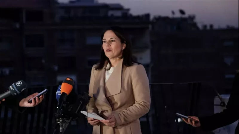 وزيرة الخارجية الألمانية: الوضع في سوريا لايزال متقلب