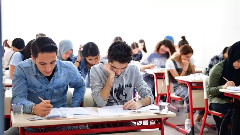 وزير التعليم السابق يطالب بجعل البكالوريا المصرية سنة واحدة فقط