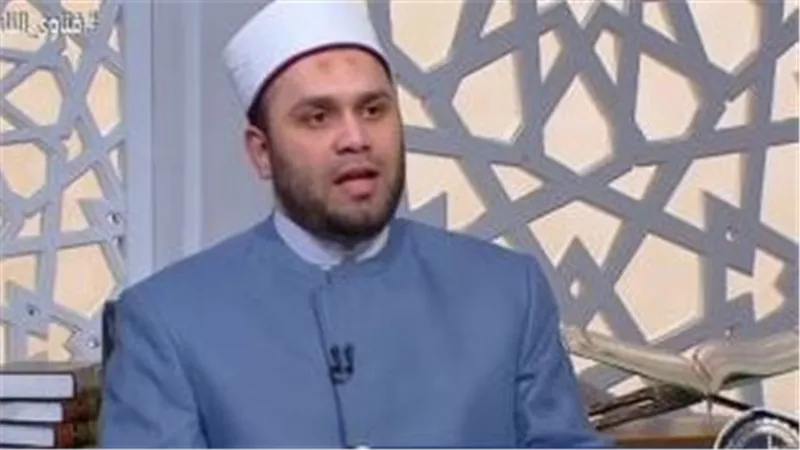 هل يجوز التبرع بأرباح البنوك في الأعمال الخيرية؟ دار الإفتاء المصرية توضح