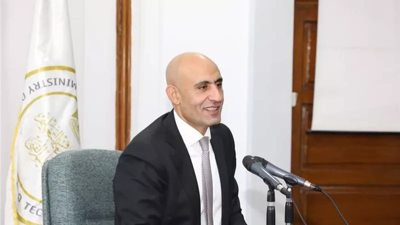 وزير التربية والتعليم يعلن ارتفاع نسب حضور الطلاب بالمدارس وتفعيل المعامل المهملة