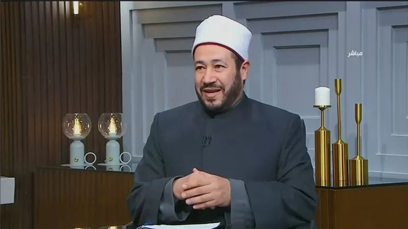 أمين الفتوى بدار الإفتاء المصرية يوضح حكم الصيام مع التقصير في الصلاة