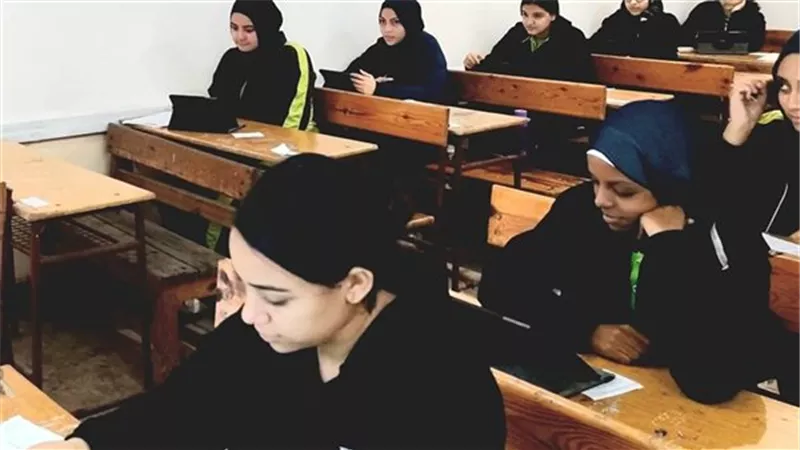 نماذج امتحان مادة الدراسات الصف الثالث الإعدادي 2025