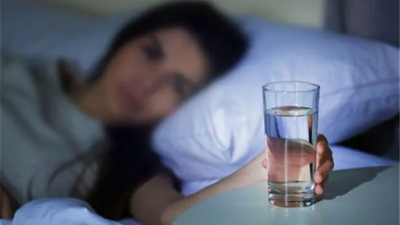 10 نصائح ذهبية لـ تجنب العطش أثناء صيام رمضان 2025