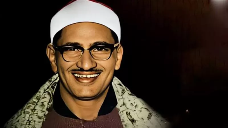 في ذكرى ميلاده.. عندما يتحدث القرآن بصوت الشيخ محمد صديق المنشاوي