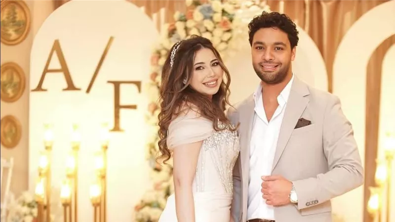  فرح الموجي.. تعرف على خطيبة المطرب أحمد جمال التي أشعلت مواقع التواصل