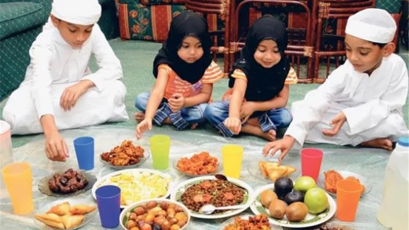 متى يجب كسر صيام الطفل في رمضان 2025؟.. علامات لا تتجاهليها