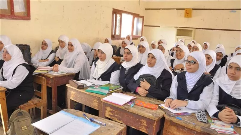 نماذج امتحان مادة الإنجليزي للصف الثالث الإعدادي 2025
