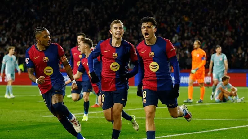 موعد مباراة برشلونة  ضد بنفيكا في دوري أبطال أوروبا والقنوات الناقلة