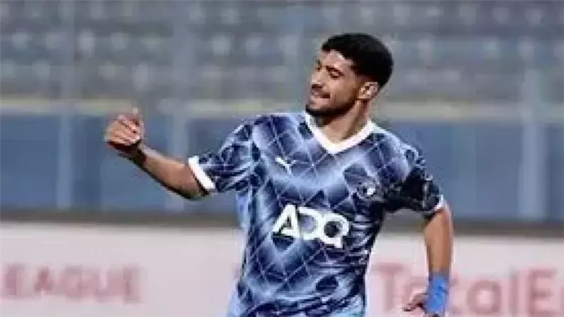 بعد عمر مرموش.. إبراهيم عادل يقترب من الدوري الإنجليزي